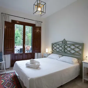 apartamento-de-lujo-en-antiguo-convento-granada.es-andalucia.com/